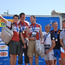 2011-08-21 01 Relais Short